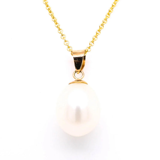 Freshwater Pearl Necklace in 14K Yellow Gold - BellemareDugasJoaillerie