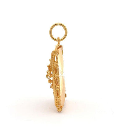 gold, yellow gold, 22k gold, gold chain, pendant, gold pendant