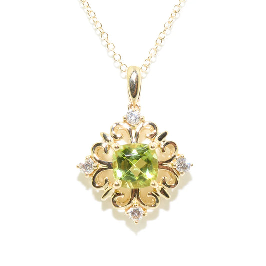 gold, yellow gold, 10k gold, gold chain, pendant, gold pendant, peridot pendant, peridot necklace, peridot, diamond pendant, diamond, diamond necklace